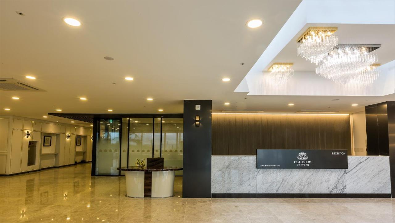 Gladsheim Hotel Seogwipo Exterior photo