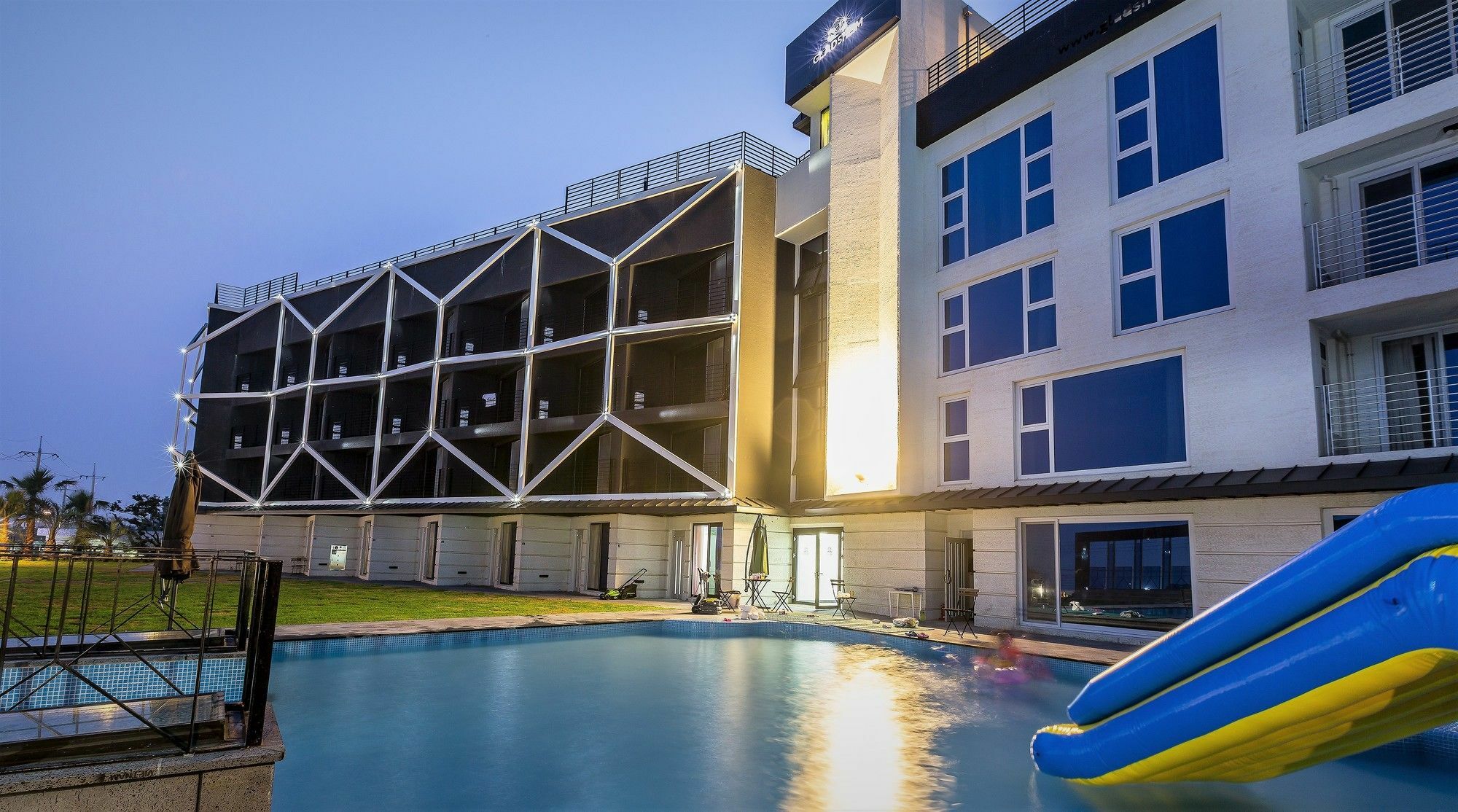 Gladsheim Hotel Seogwipo Exterior photo